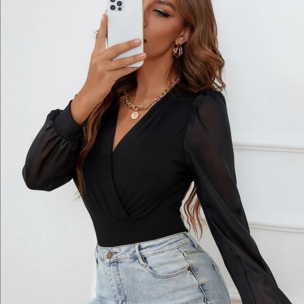 long sleeve surplice V neck bodysuit - Picture 4 of 15